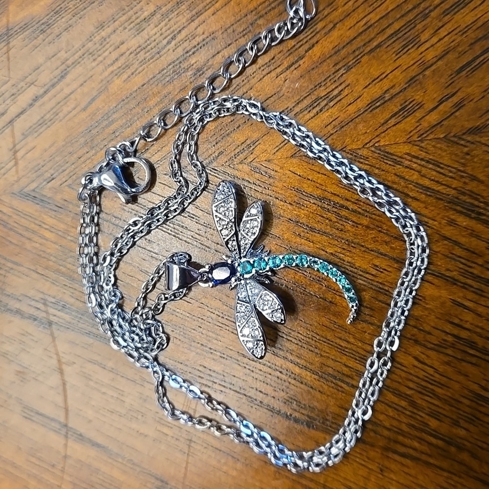 S925 Sterling Silver Dragonfly Pendant Artificially Synthesized Zirconia - Picture 10 of 10